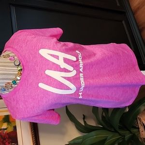 Under armour heatgear tee like new